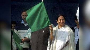 Rail Budget 2013: Lalu, Mamata bills are still to be paid