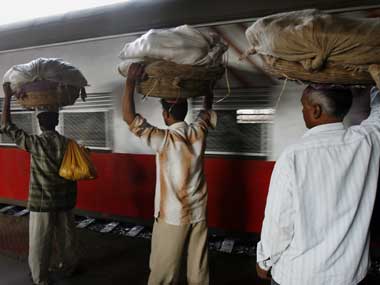 Congress, NCP slam MNS for evicting hawkers from railway bridge, accuse Devendra Fadnavis of conniving Congress, NCP slam MNS for evicting hawkers from railway bridge, accuse Devendra Fadnavis of conniving