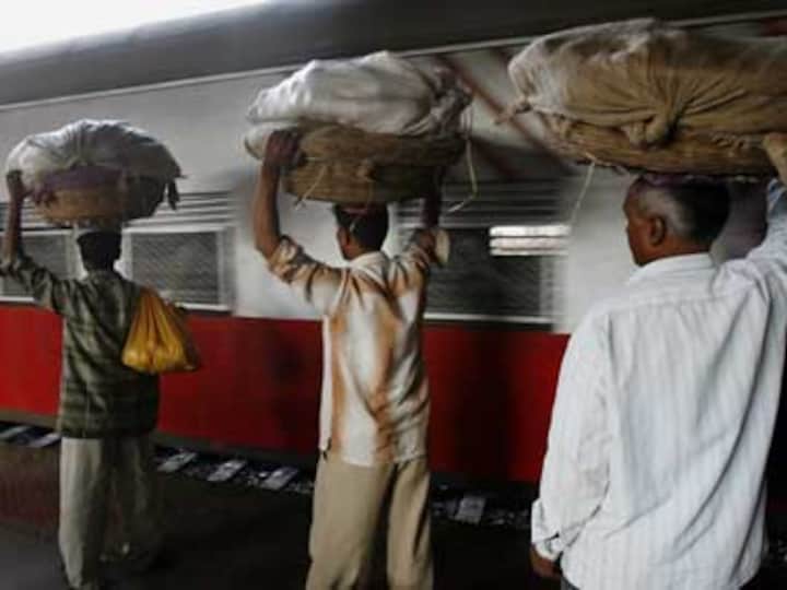 Mumbai’s hawkers: We don’t even know how to deal with them