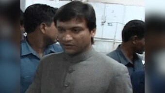 Hate speech case: Akbaruddin Owaisi appears before court