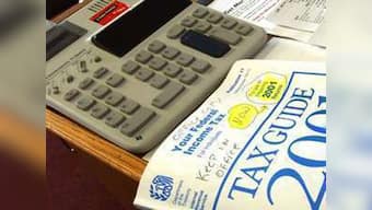 Budget 2013: No room for tax hikes ties govt hands on revenue front