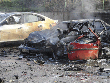 Car blast kills at least 7 on Turkey-Syria border Car blast kills at least 7 on Turkey-Syria border