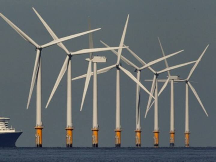 Budget 2013: Wind energy sector gets breather with return of incentives Budget 2013: Wind energy sector gets breather with return of incentives