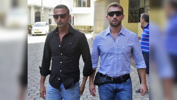 Italy issues India travel warning over marines standoff