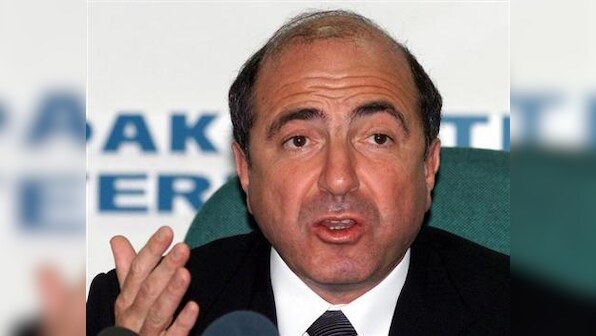 Beresovsky found with ligature around neck, inquest told