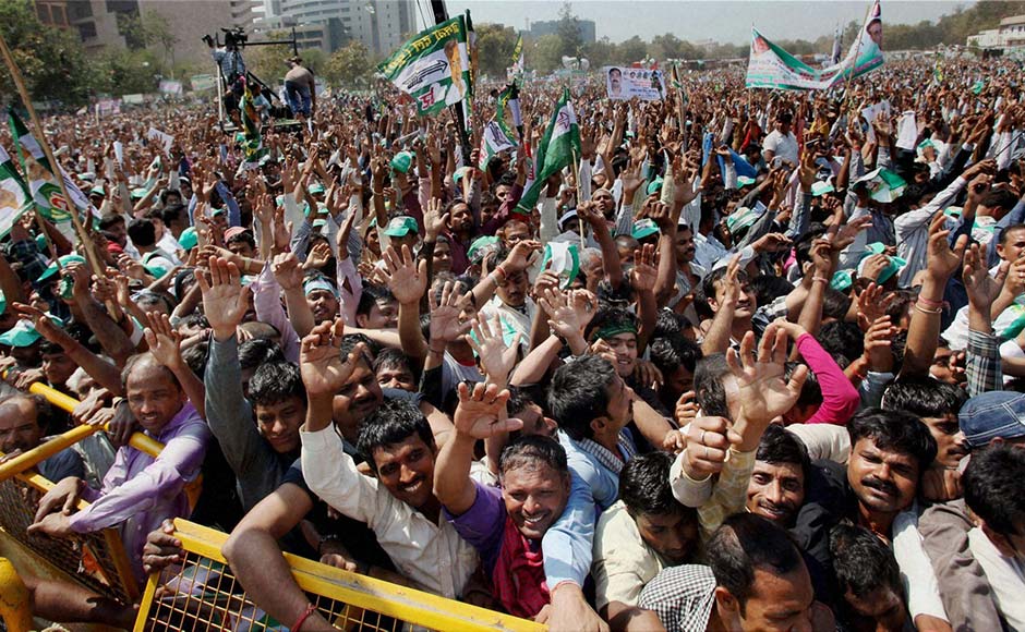 Janta Dal (U) party supporters at 'Adhikar rally' demanding special status for Bihar at Ramlila Maidan in New Delhi. Atul Yadav/PTI Janta Dal (U) party supporters at 'Adhikar rally' demanding special status for Bihar at Ramlila Maidan in New Delhi. Atul Yadav/PTI