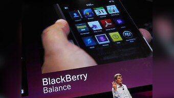 BlackBerry shares rise on AT&T launch, Lenovo takeover hopes