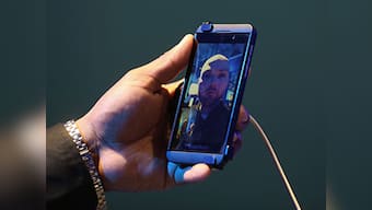 BlackBerry shares fall after Goldman downgrade 