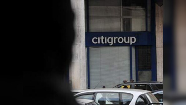 Citigroup sells Japan retail banking business to Sumitomo Mitsui