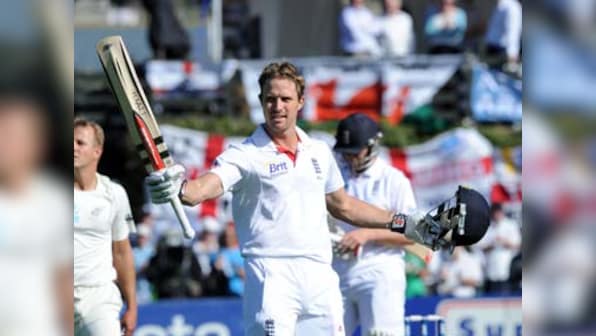 Trott, Compton tons take England to 267/2 against NZ
