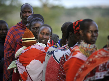 Kenya polls begin with violence, four cops dead Kenya polls begin with violence, four cops dead
