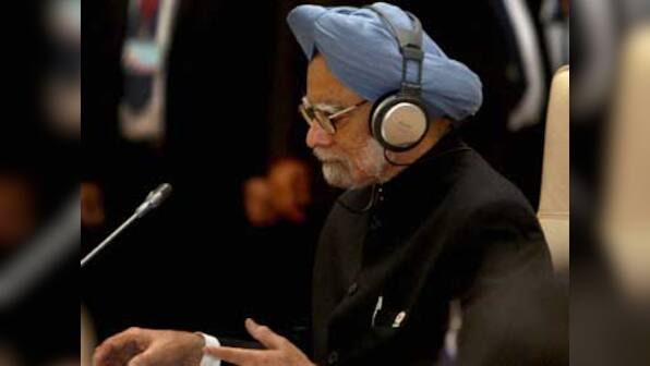 Manmohan Singh briefed on US-sponsored resolution on Lanka