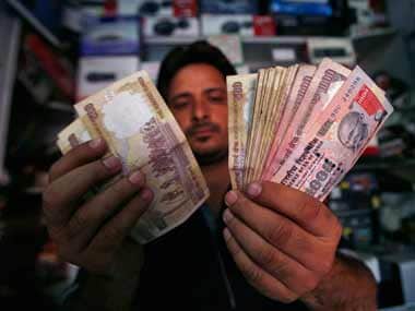 Govt says FY14 gross borrowing will be at Rs 5.79 lakh cr