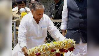 Mulayam's right, 2014 could be the year of the Third Front