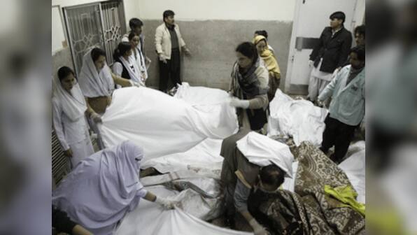 Suicide bombers kill 5 in northwest Pakistan