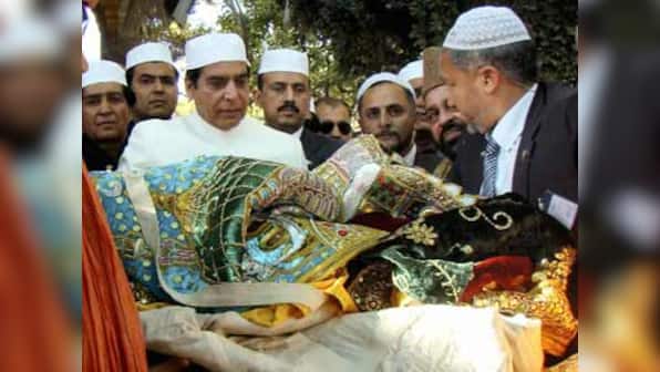 Despite protests, Pakistan PM's visit to Ajmer shrine peaceful