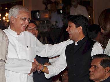 Scindia looking for a role in state politics? PTI