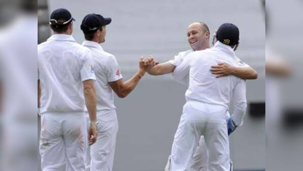 New Zealand edge ahead of England on day two