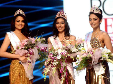 Navneet Kaur wins Femina Miss India 2013 contest Navneet Kaur wins Femina Miss India 2013 contest