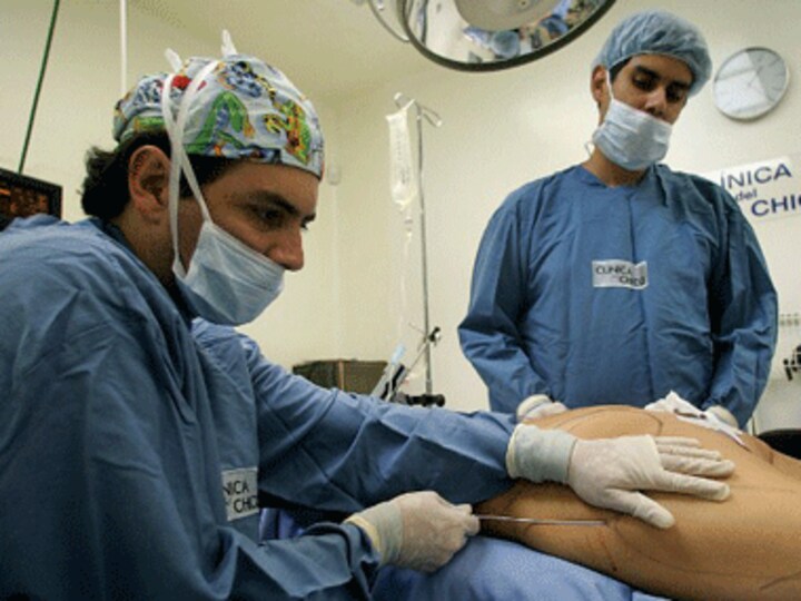Teenage boy admitted for liposuction, dies of anesthesia overdose 