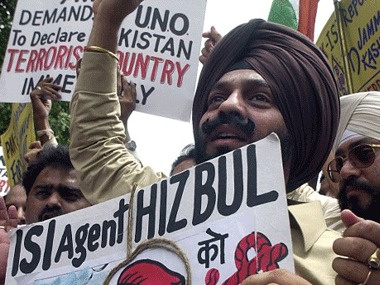 Hizbul man arrested from UP, Delhi terror plot foiled Hizbul man arrested from UP, Delhi terror plot foiled