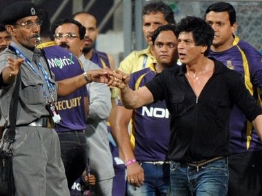 Shah Rukh Khan is welcome again at Wankhede but MCA won't challenge Chavan ban Shah Rukh Khan is welcome again at Wankhede but MCA won't challenge Chavan ban