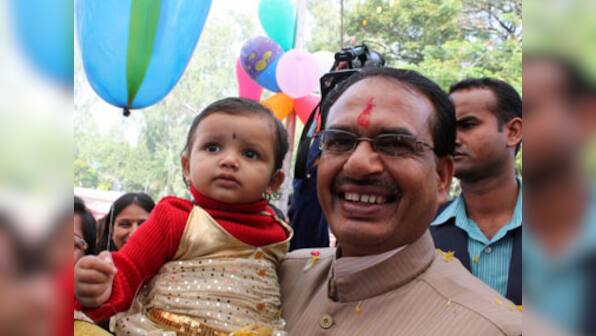Shivraj Chouhan does a Modi, to use 3D tech for poll campaign