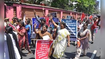 Images: Students continue to protest on the Sri Lanka issue in Tamil Nadu
