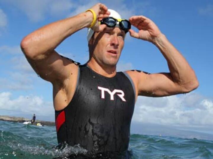 Lance Armstrong's back, but this time in swimming
