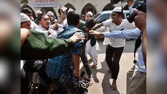 Bangladesh govt intensifies crackdown on bloggers