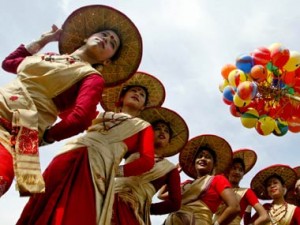 ULFA warns singers from singing Hindi songs for Rongali Bihu ULFA warns singers from singing Hindi songs for Rongali Bihu