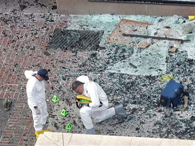 Boston blasts suspect spotted on video, no arrests yet Boston blasts suspect spotted on video, no arrests yet