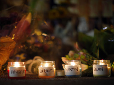 Boston blasts: FBI looking into all aspects as Obama wants answers Boston blasts: FBI looking into all aspects as Obama wants answers