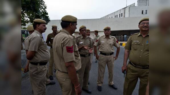 Armed robbers kill lawyer's son, escape with cash in east Delhi