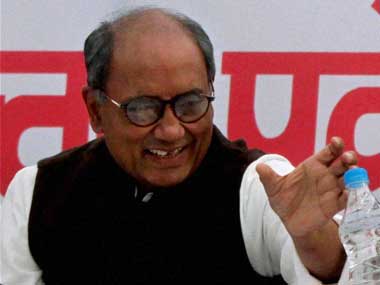 Cong will fight 2014 polls under Sonia-Manmohan leadership: Digvijaya Cong will fight 2014 polls under Sonia-Manmohan leadership: Digvijaya