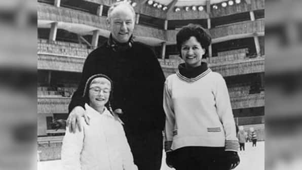 DNA discoverer Francis Crick's letter to son sells for record $5.3mn