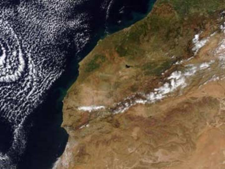 In 2026, asteroid could fly dangerously close to Earth's surface In 2026, asteroid could fly dangerously close to Earth's surface