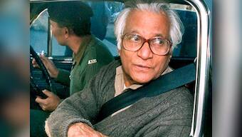 Shoojit Sircar likely to direct biopic on former George Fernandes; film will be produced by Sanjay Raut