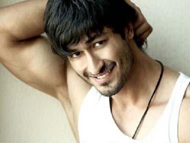 Vidyut Jamwal not rich spoilt brat, says mother Vidyut Jamwal not rich spoilt brat, says mother