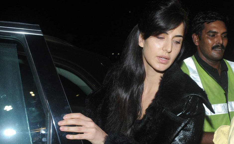 Katrina Kaif leaving for Vancovour to attend TOIFA Awards at the International Air Port in Andheri on Friday night. Sachin Gokhale/ Firstpost