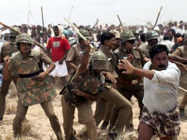 Fishermen lay siege to housing colony of KNPP employees Fishermen lay siege to housing colony of KNPP employees