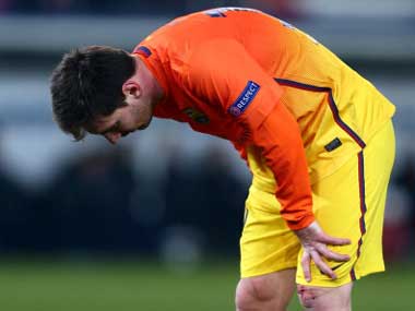 Messi may recover in time for second leg against PSG Messi may recover in time for second leg against PSG