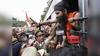 Baba Ramdev offers to bring peace between Modi, Nitish Kumar