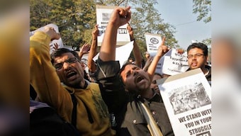 Why students unions like SFI need to dissociate from political masters