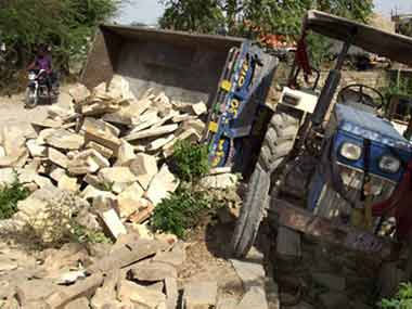 Odisha accident: 20 killed, 25 injured as tractor plunges into gorge Odisha accident: 20 killed, 25 injured as tractor plunges into gorge