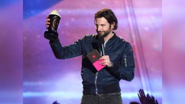 MTV Movie Awards: Cooper, Lawrence win award for best kiss 