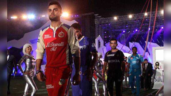 IPL Opening Nite: 'Mr Pitbull', girl tied to balloons and all that bling