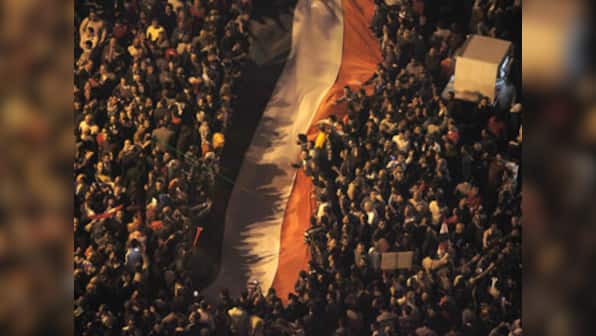 Egyptian train drivers, conductors strike for better pay