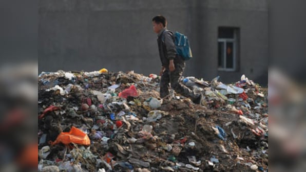 Man 'addicted' to trash collects and stashes garbage at home