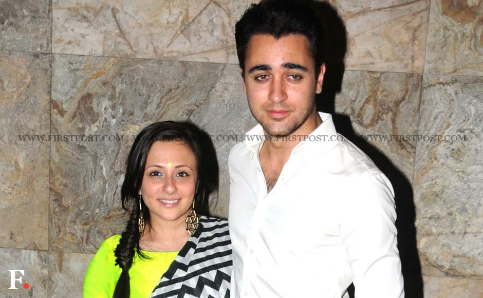 imran-khan-with-wife